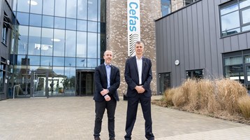 Professor Grant Stentiford (left) new Cefas Chief Scientist and retiring Chief Scientist Professor Stuart Rogers (right)